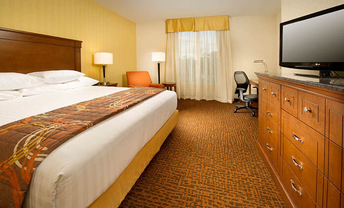 Drury Plaza Hotel 밸도스타 외부 사진